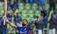 Kohli's 166 helps India crush Sri Lanka by record 317 runs