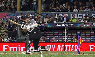 Williamson bowled by Shaheen Afridi in the semi-final