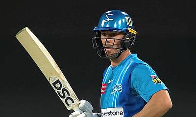 Chris Lynn - now leading BBL12 run scorer with 260 runs Chris Lynn