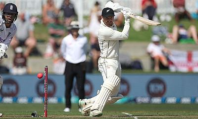 Blundell century leads New Zealand fightback