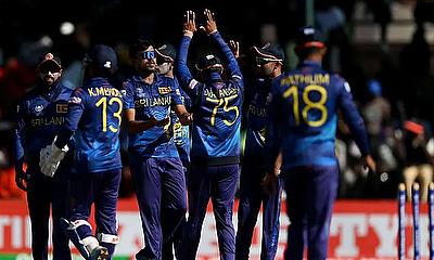 Sri Lanka celebrate alt=