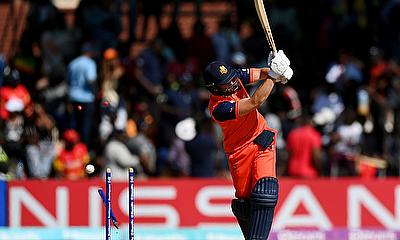 Wesley Barresi of Netherlands is bowled by Dilshan Madushanka of Sri Lanka alt=