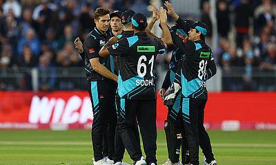 New Zealand's Tim Southee celebrates with teammates after taking the wicket of England's Jonny Bairstow alt=