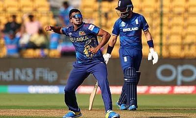 Sri Lanka's Maheesh Theekshana celebrates alt=