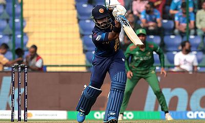 Sri Lanka's Kusal Mendis plays a shot alt=