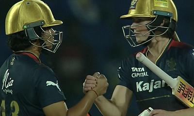Richa Ghosh and Ellyse Perry following their win