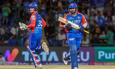 Delhi Capitals' Jake Fraser-McGurk and Prithvi Shaw run between the wickets alt=