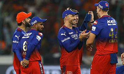 Royal Challengers Bangalore's Cameron Green celebrate