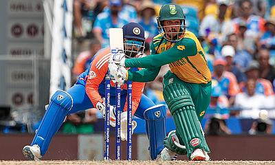South Africa's Quinton de Kock plays a shot alt=