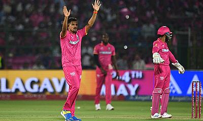 Rajasthan Royals' Maheesh Theekshana appeals alt=
