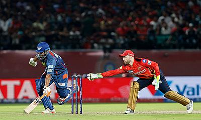Lucknow Super Giants' Rishabh Pant and Punjab Kings' Josh Inglis in action alt=